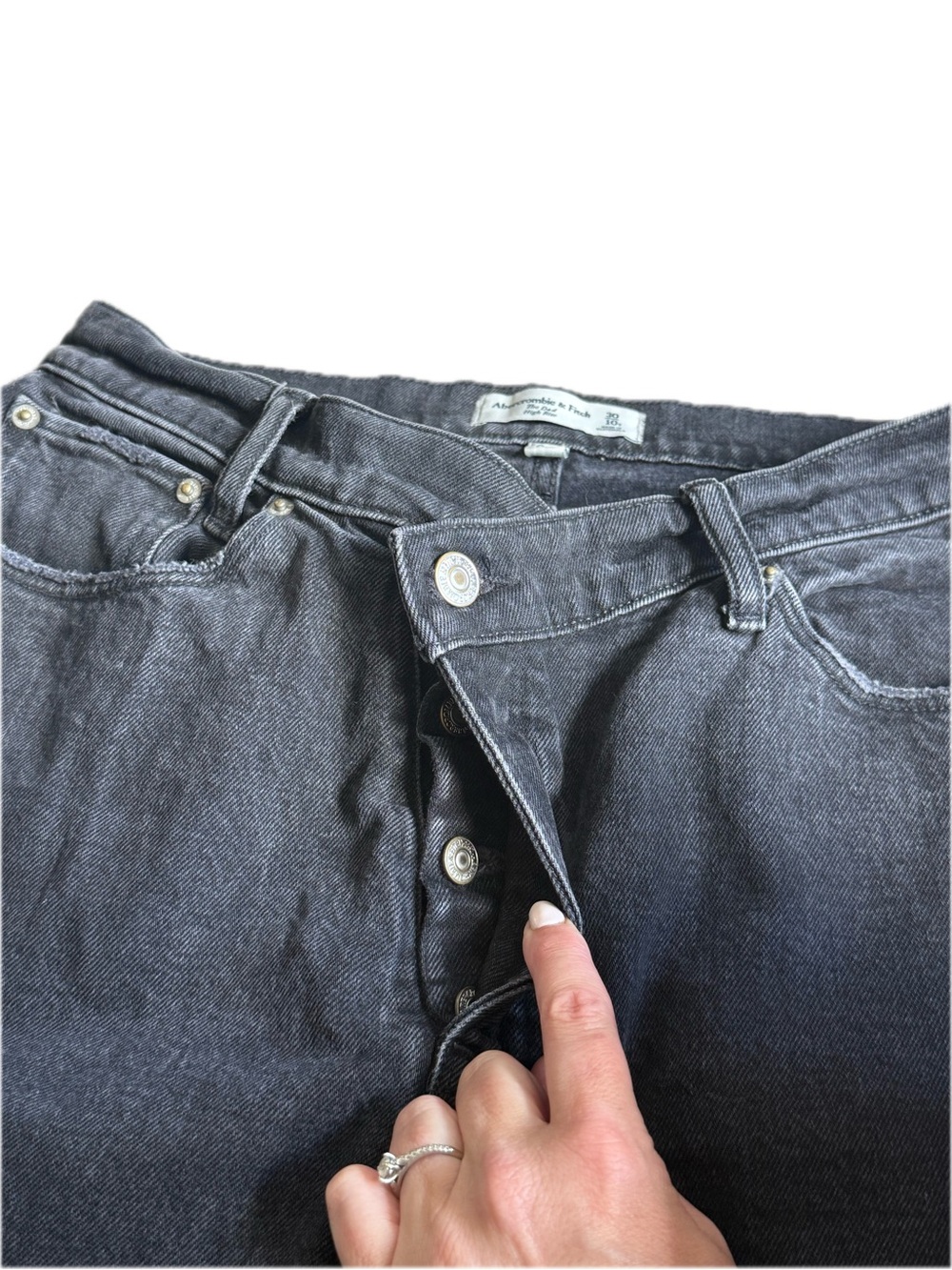 ABERCROMBIE & FITCH | The Dad High-Rise Asymmetrical Waist Jeans in Washed Black - Picture 6 of 11